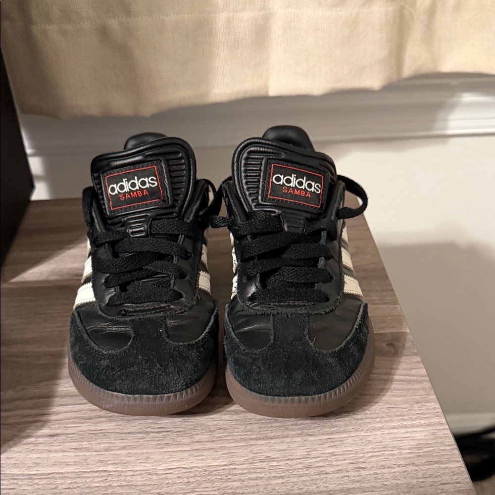 Black SAMBA Adidas